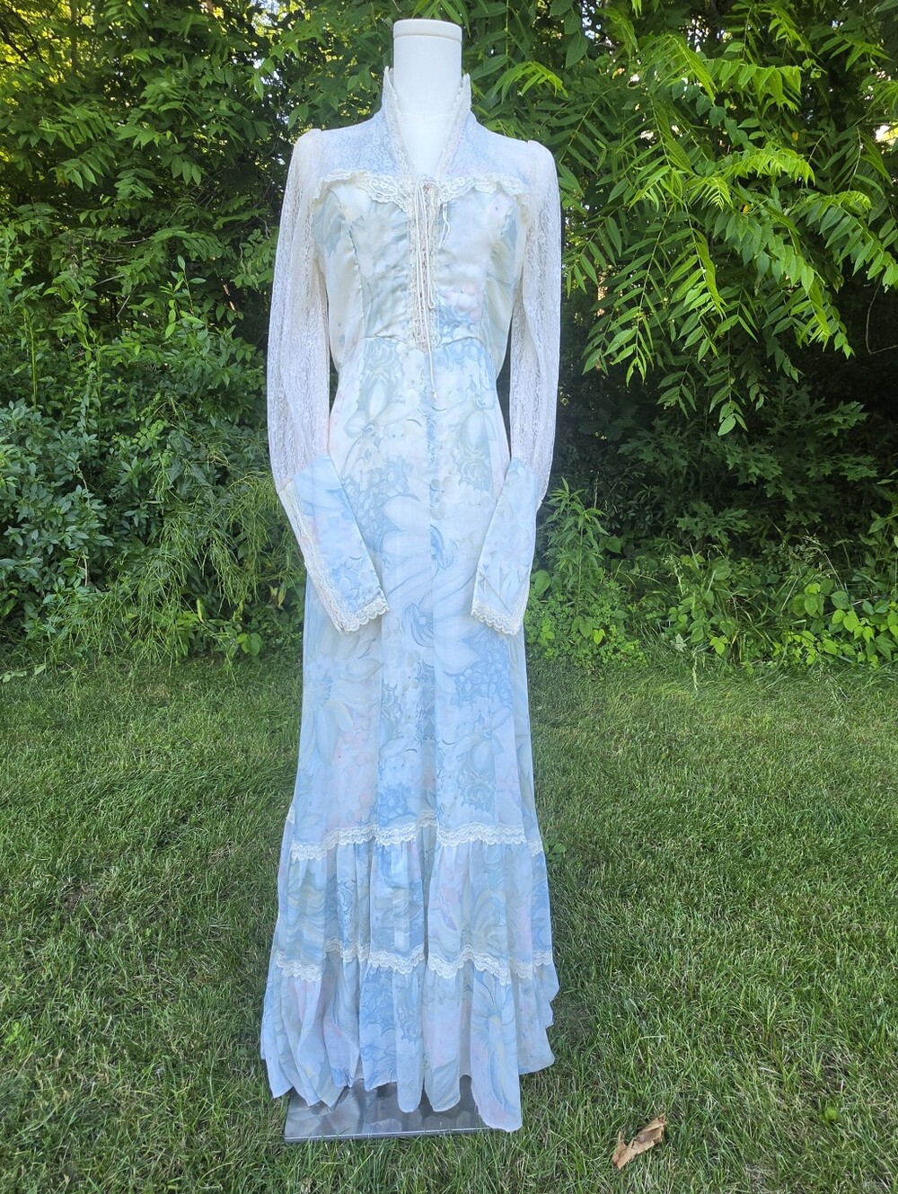 Gunne Sax Vintage 1970's Floral Dress